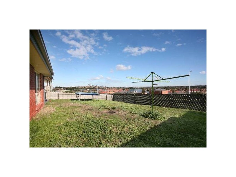 Milfull Court, Narre Warren VIC 3805