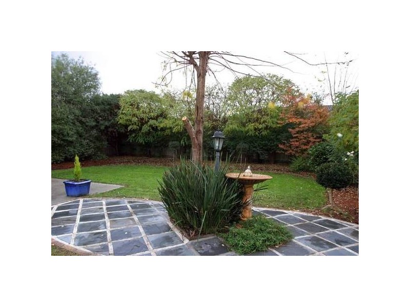 The Promenade, Narre Warren South VIC 3805