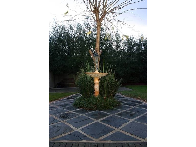 The Promenade, Narre Warren South VIC 3805