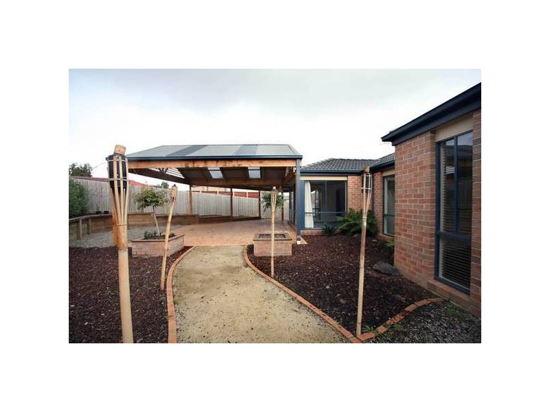 Blue Wren Place, Berwick VIC 3806
