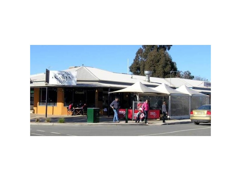 High Street, Mansfield VIC 3722