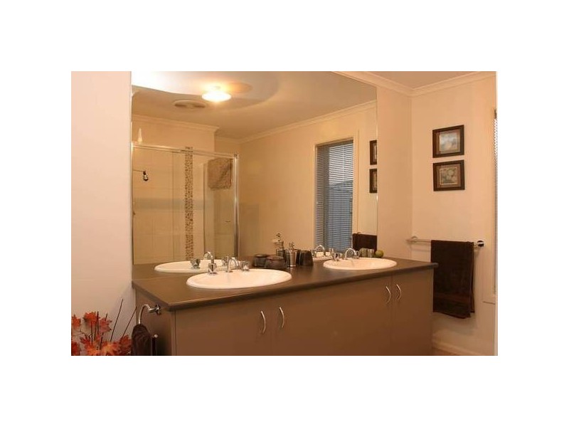 Drovers Retreat, Narre Warren South VIC 3805