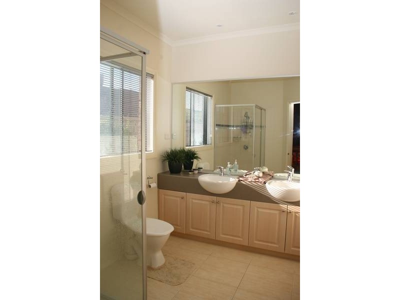 Pevensey Drive, Narre Warren South VIC 3805