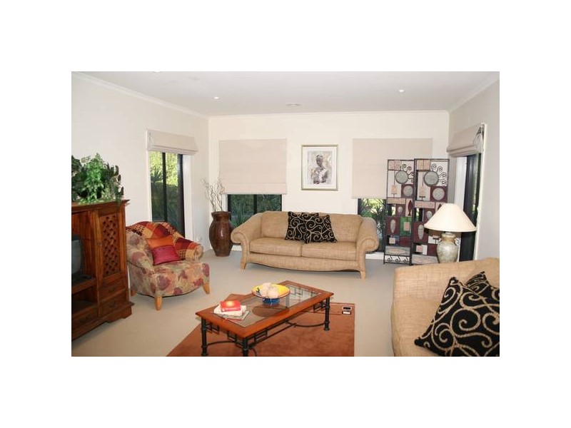 Pevensey Drive, Narre Warren South VIC 3805