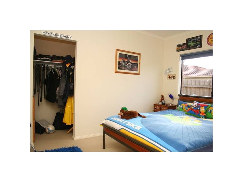 Pevensey Drive, Narre Warren South VIC 3805