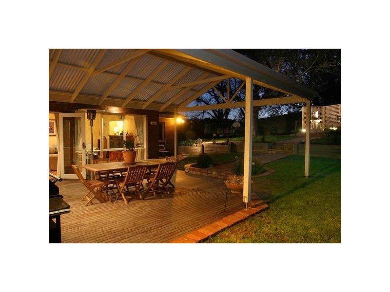 Coachwood Crescent, Narre Warren VIC 3805