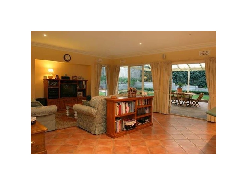 Coachwood Crescent, Narre Warren VIC 3805