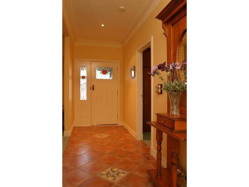 Coachwood Crescent, Narre Warren VIC 3805