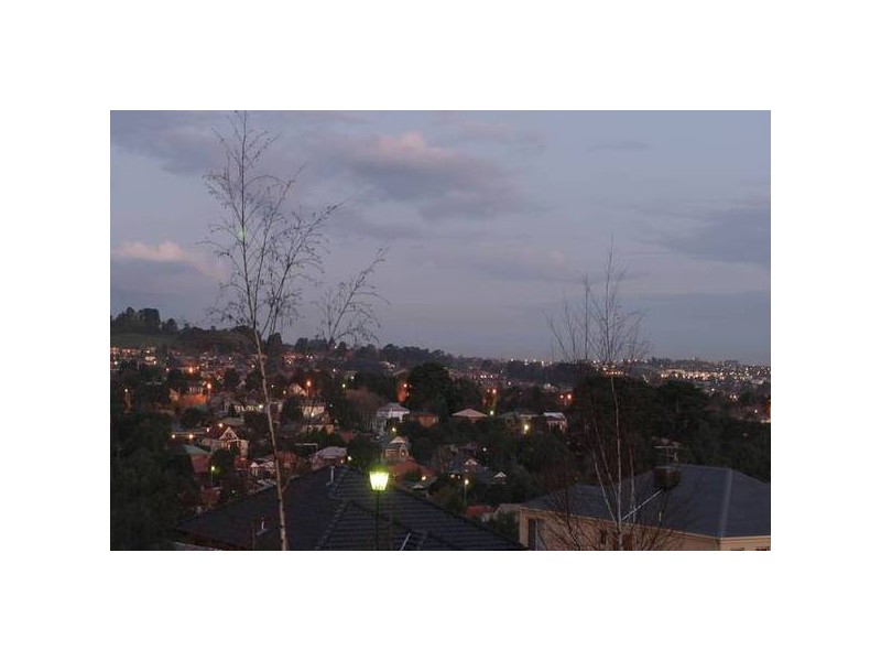 Coachwood Crescent, Narre Warren VIC 3805