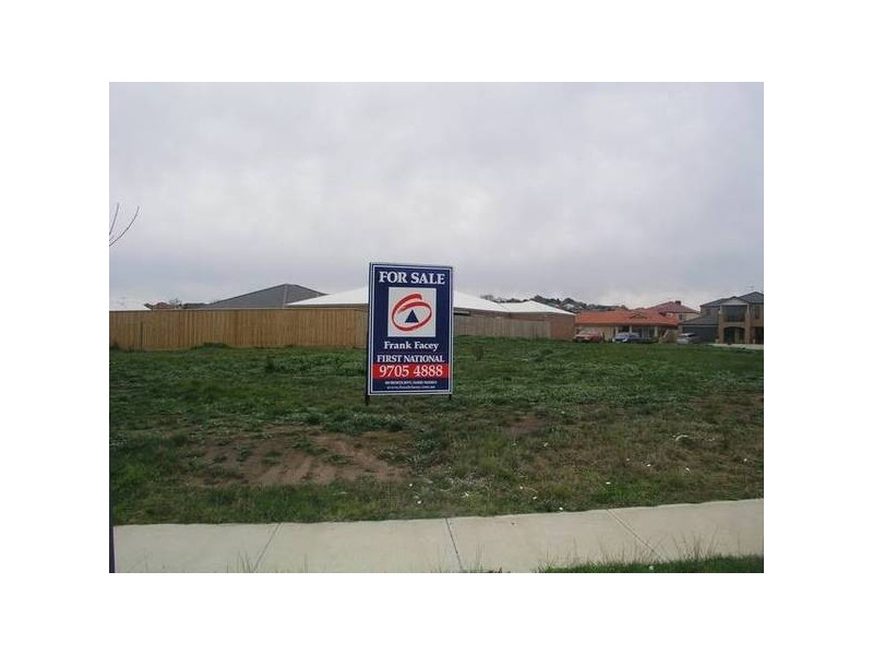 297 Piermont Drive, Berwick VIC 3806