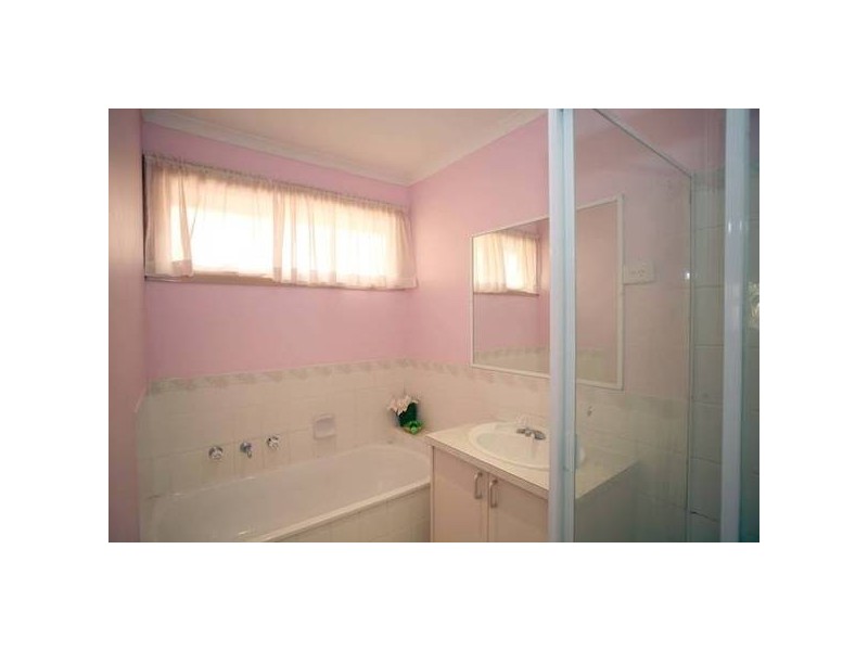 Eskdale Court, Narre Warren VIC 3805