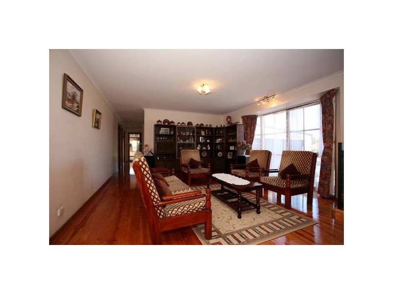 Pentland Drive, Narre Warren VIC 3805