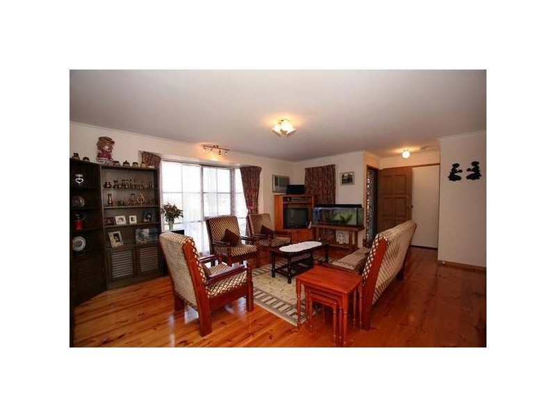 Pentland Drive, Narre Warren VIC 3805