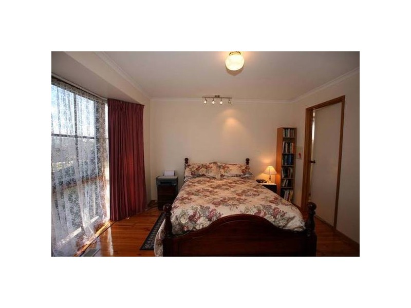 Pentland Drive, Narre Warren VIC 3805