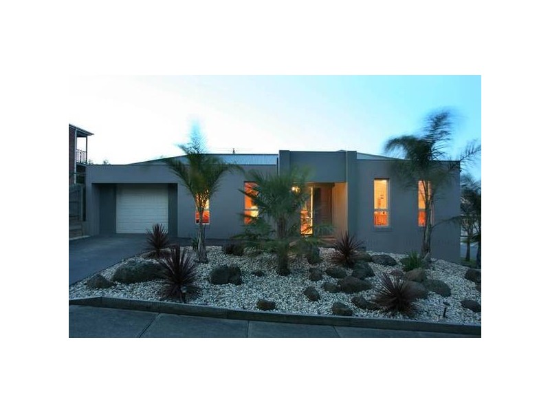 3 Eastern Park Square, Narre Warren South VIC 3805