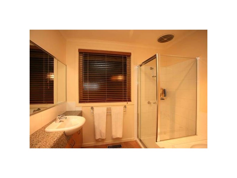 3 Eastern Park Square, Narre Warren South VIC 3805