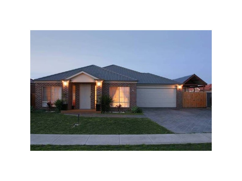 45 Chisholm Crescent, Narre Warren VIC 3805