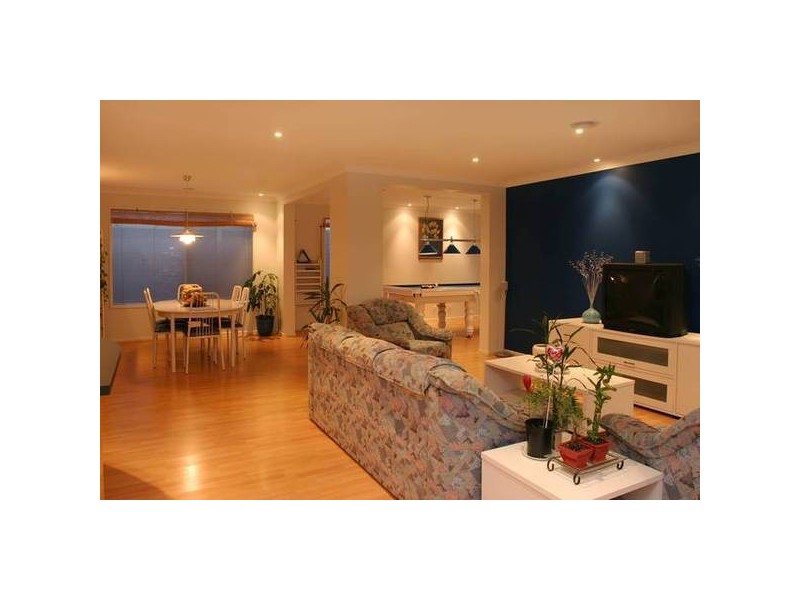 45 Chisholm Crescent, Narre Warren VIC 3805