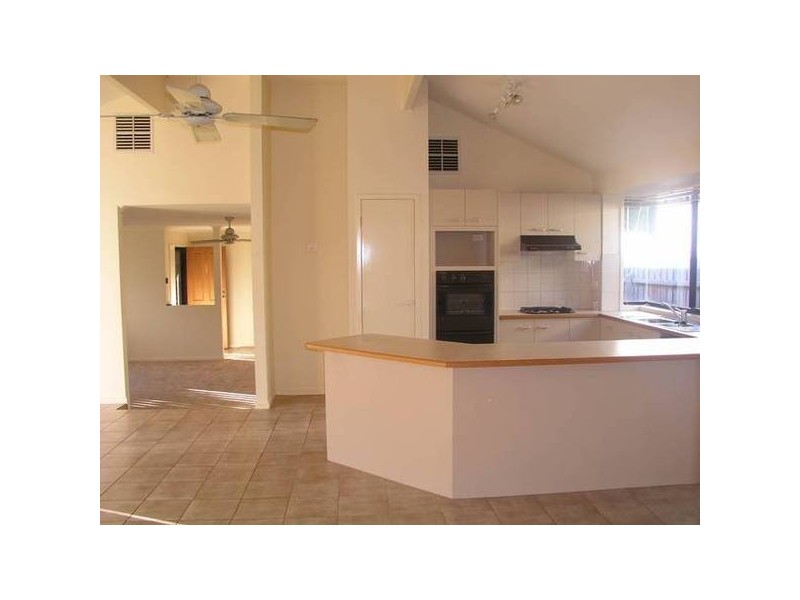 Edmonds Street, Narre Warren VIC 3805