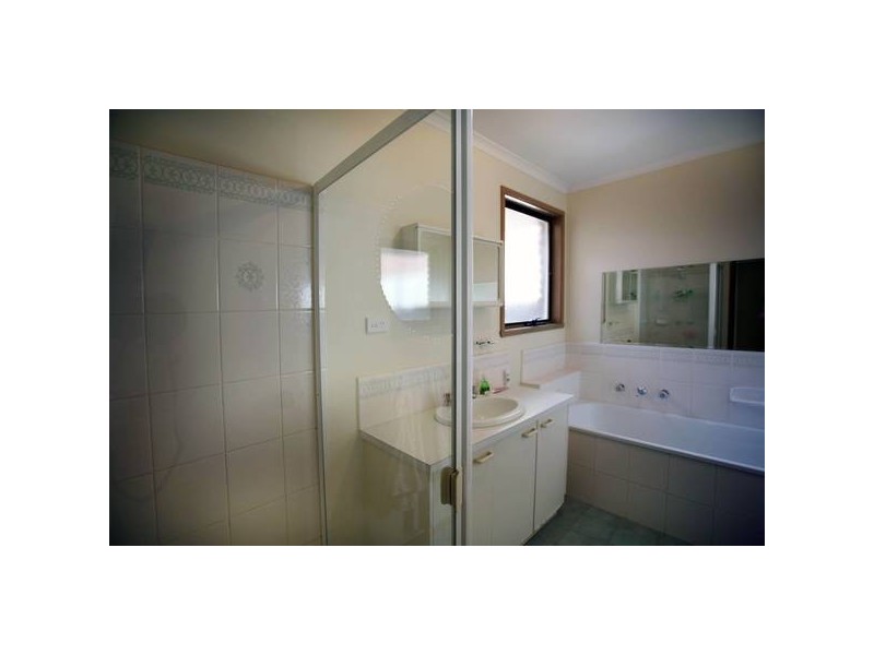 7A Bowen Court, Berwick VIC 3806