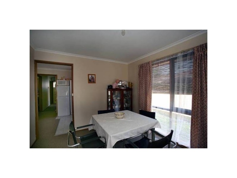 10 Wesley Drive, Narre Warren VIC 3805