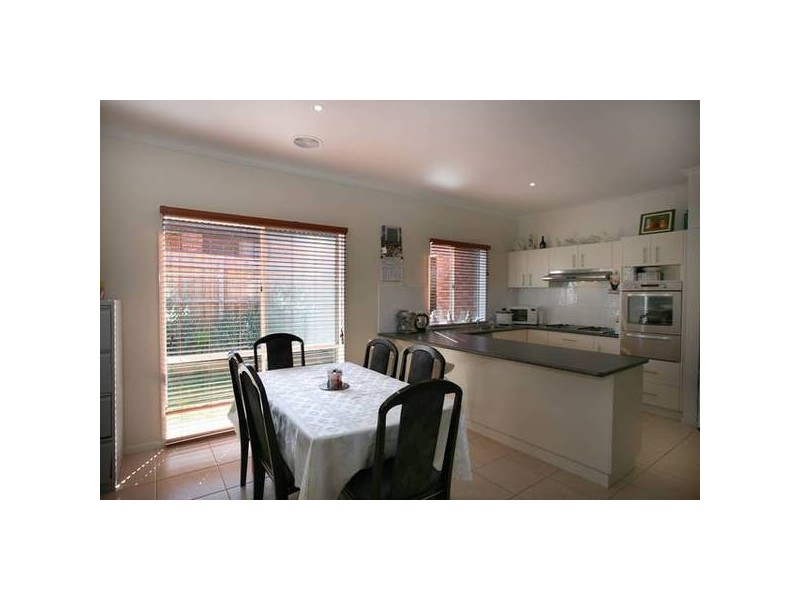 26 & 26A Dunkinson Street, Narre Warren VIC 3805