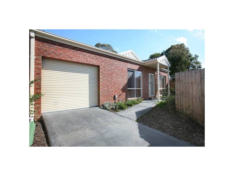 26 & 26A Dunkinson Street, Narre Warren VIC 3805