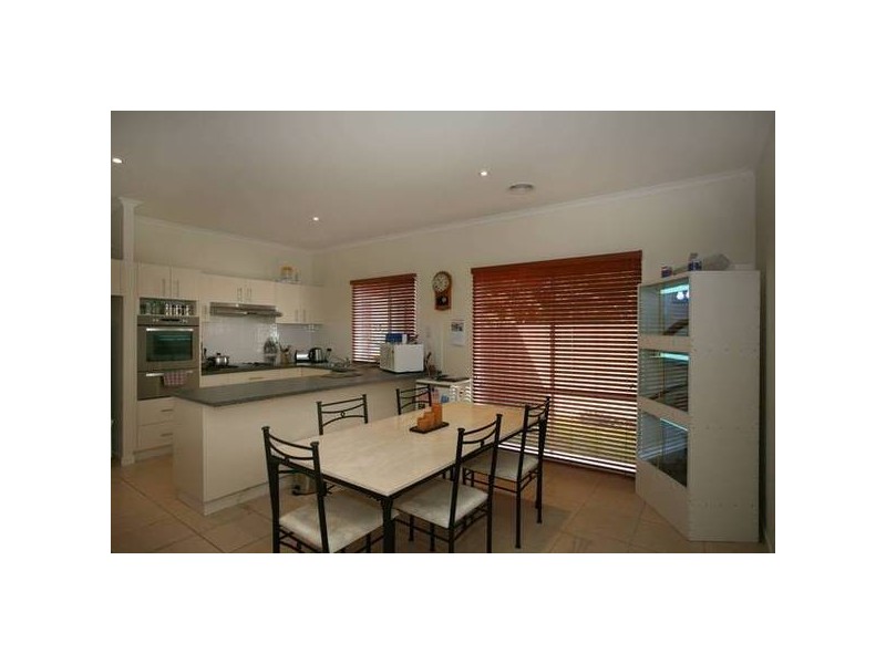 26 & 26A Dunkinson Street, Narre Warren VIC 3805