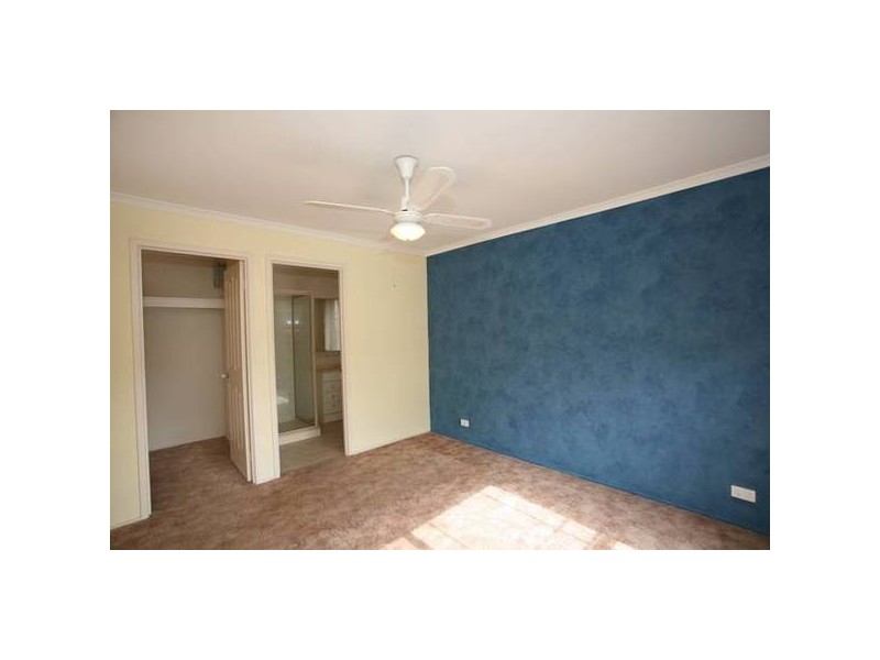 17 Meredith Close, Narre Warren South VIC 3805