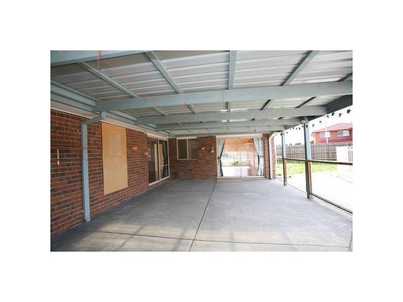 17 Meredith Close, Narre Warren South VIC 3805