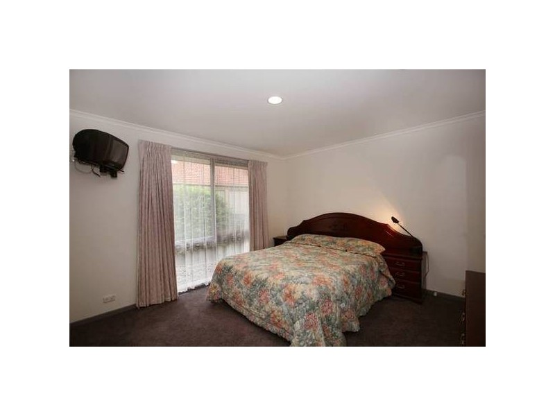 12 Denise Court, Narre Warren VIC 3805