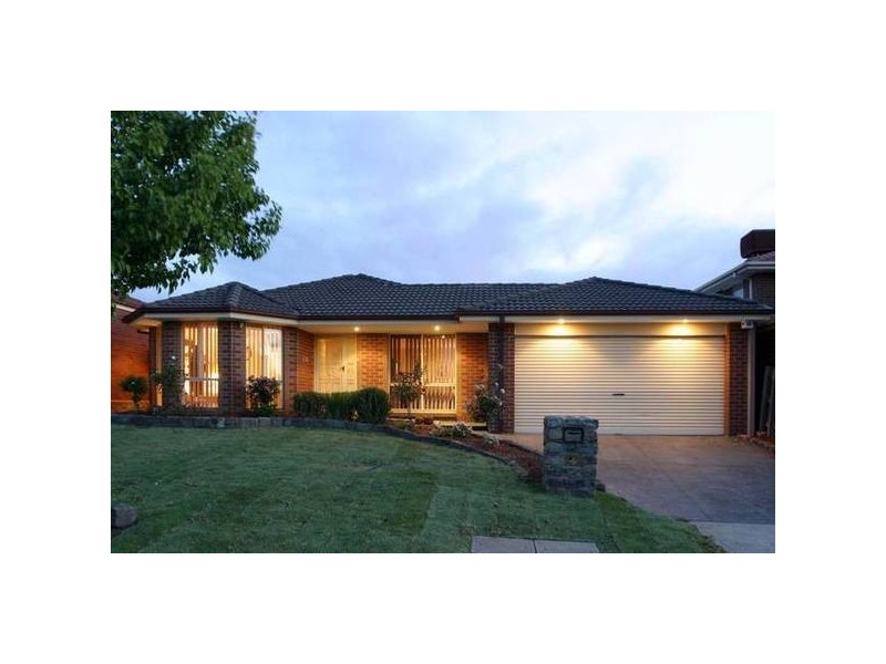 15 Ella Court, Narre Warren VIC 3805