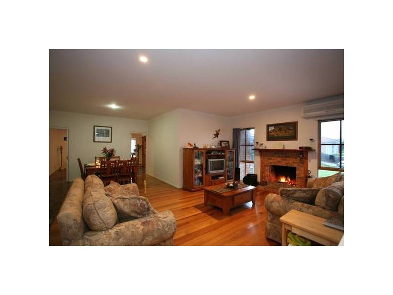 6 Rigby Court, Narre Warren South VIC 3805