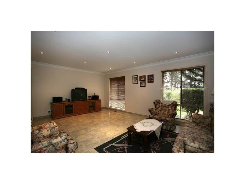 5 Galloway Drive, Narre Warren South VIC 3805