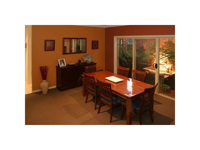 34 Wembley Drive, Berwick VIC 3806