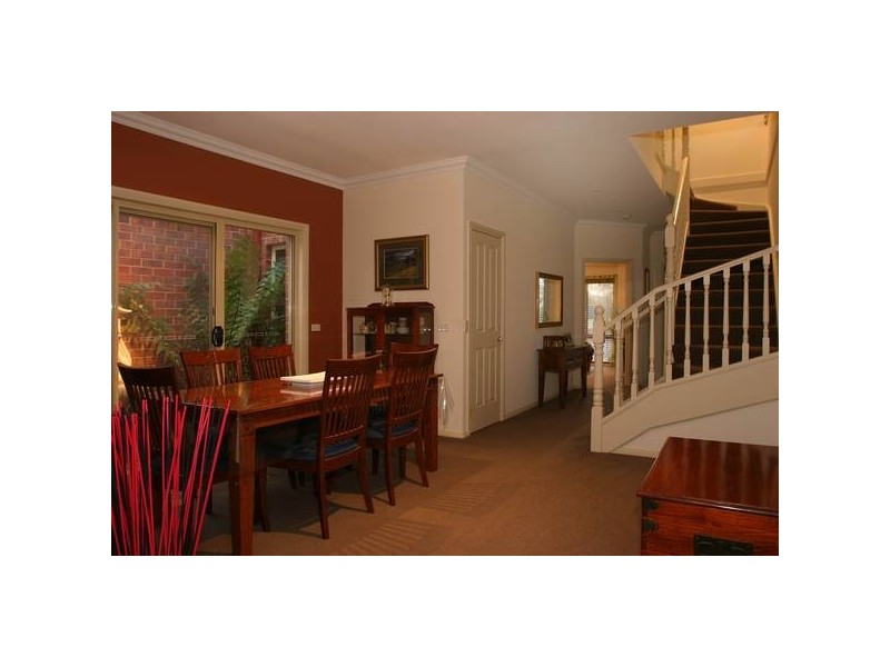 34 Wembley Drive, Berwick VIC 3806
