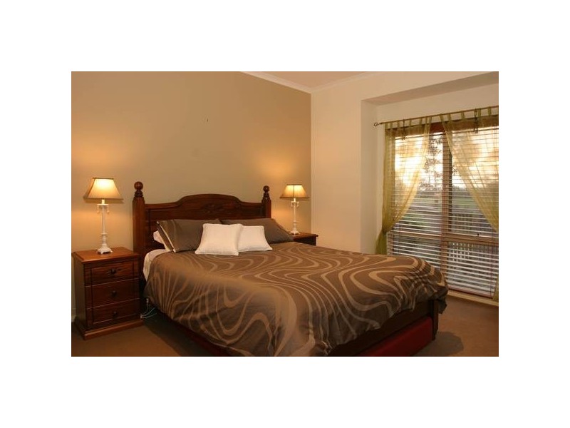 34 Wembley Drive, Berwick VIC 3806