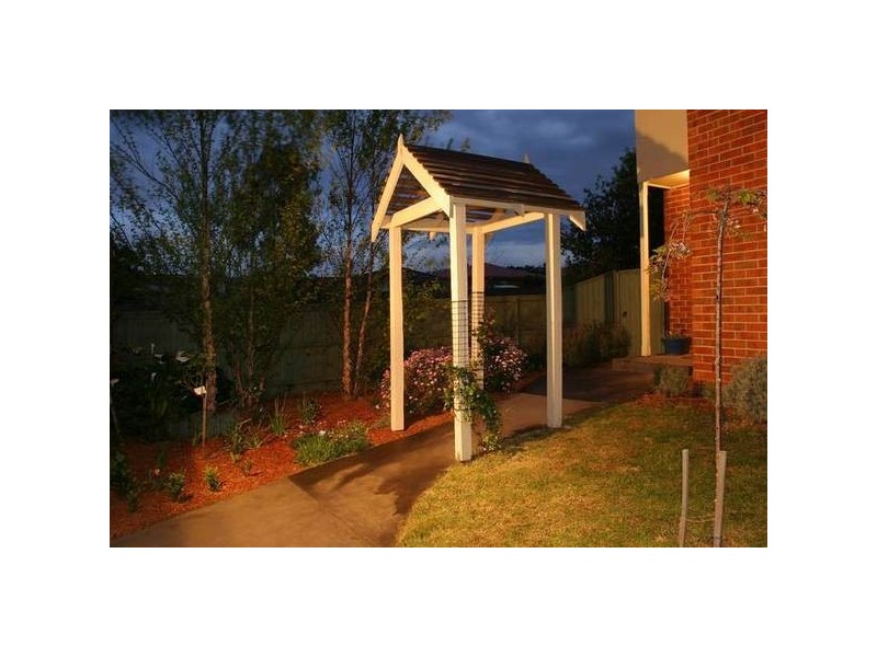34 Wembley Drive, Berwick VIC 3806