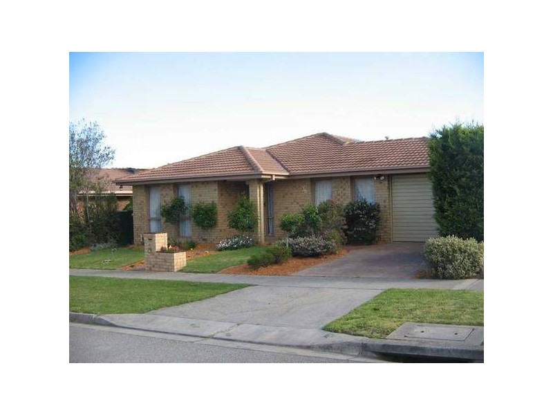 36 Norfolk Drive, Narre Warren VIC 3805