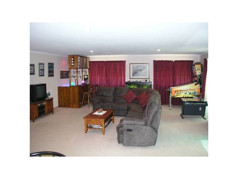 36 Norfolk Drive, Narre Warren VIC 3805