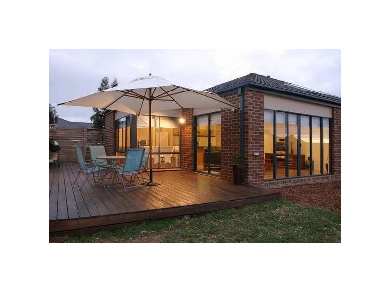 7 Irving Close, Berwick VIC 3806