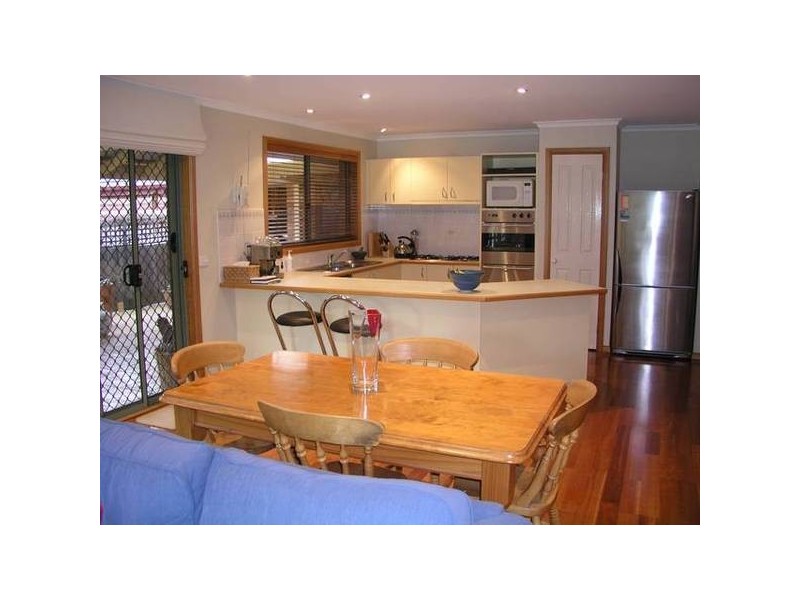 7 Samuel Close, Berwick VIC 3806