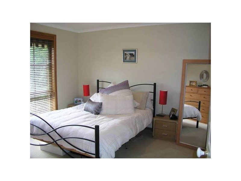 7 Samuel Close, Berwick VIC 3806