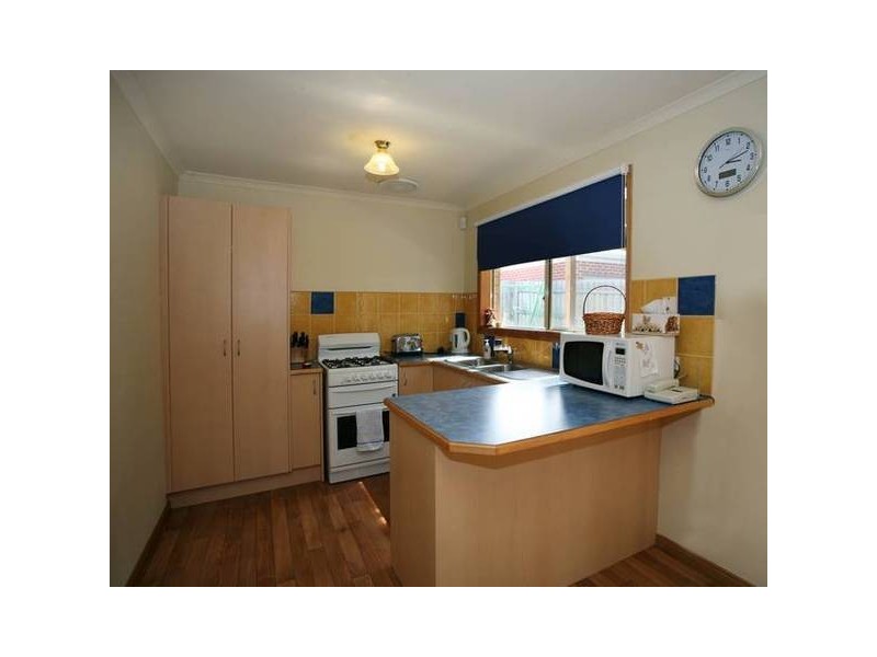 93 Laura Drive, Hampton Park VIC 3976