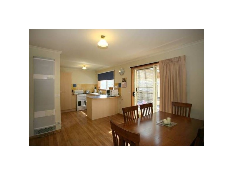93 Laura Drive, Hampton Park VIC 3976