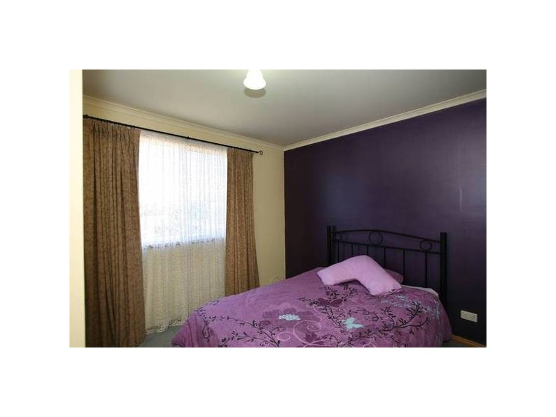 93 Laura Drive, Hampton Park VIC 3976