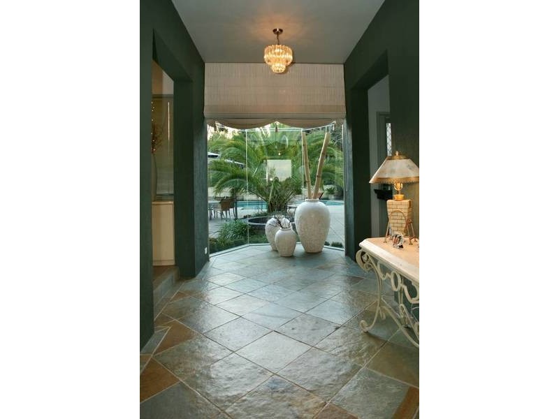 5 Colonial Court, Narre Warren VIC 3805