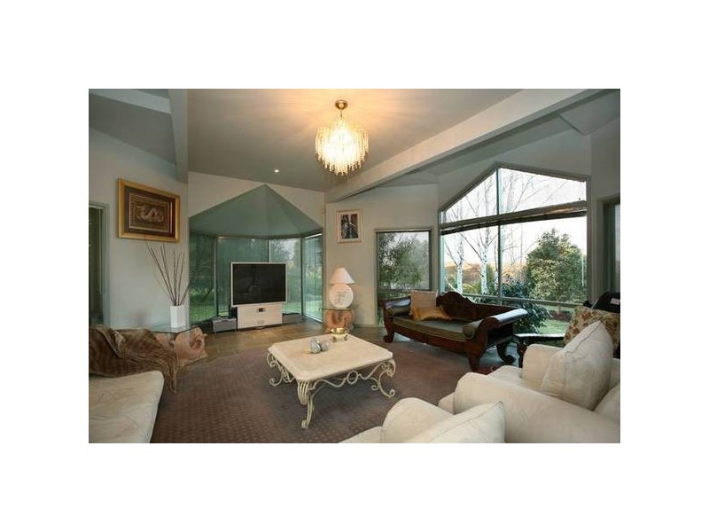 5 Colonial Court, Narre Warren VIC 3805