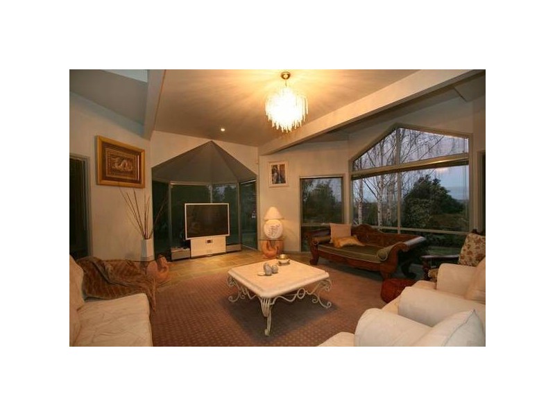 5 Colonial Court, Narre Warren VIC 3805