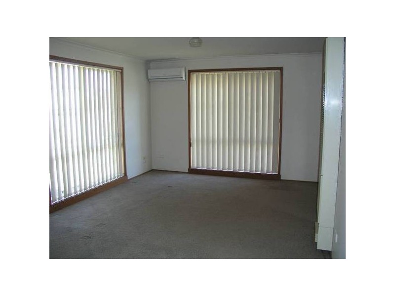 2/57 Josephine Avenue, Narre Warren VIC 3805